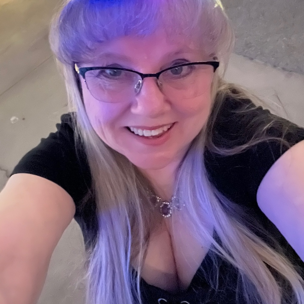 Meet your Posher, Karen